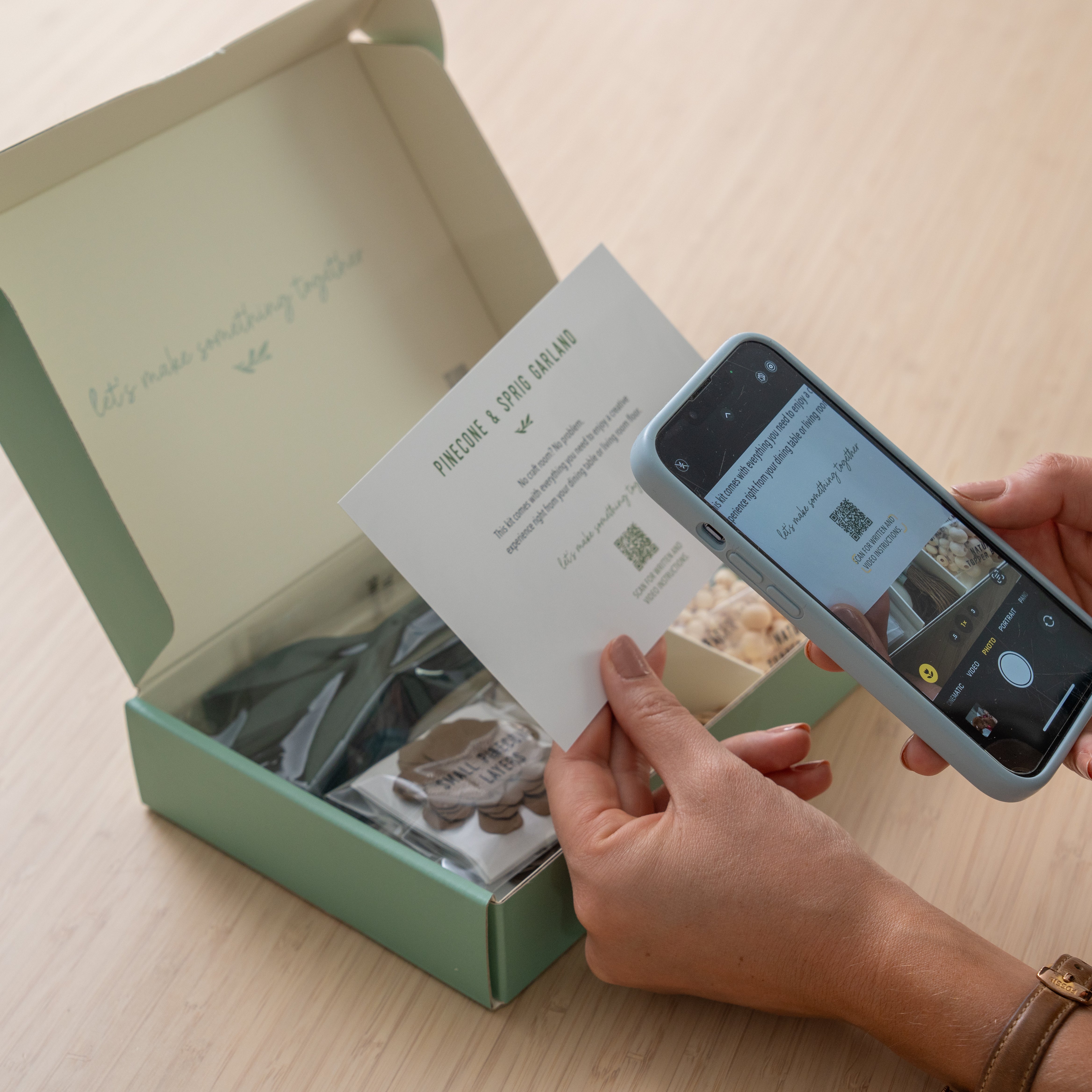 Pinecone & Sprig Garland