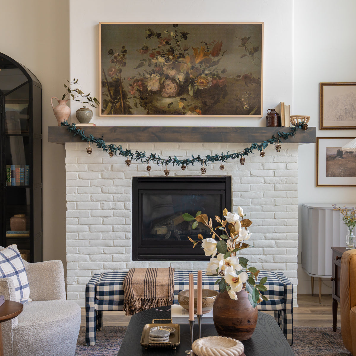 Pinecone &amp; Sprig Garland